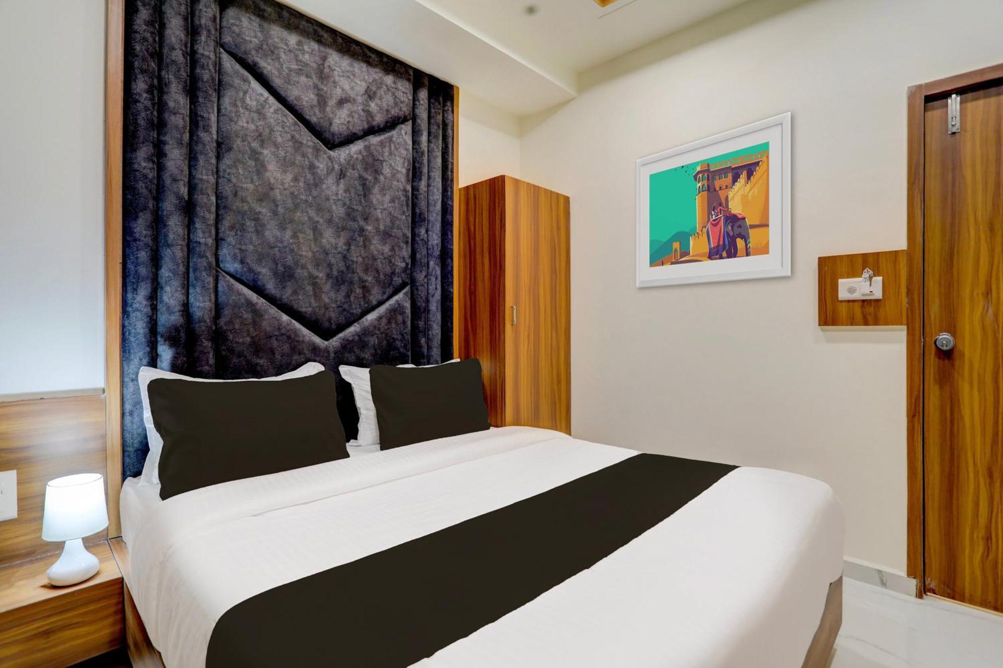 Hotel O Sun Light Ahmedabad Extérieur photo