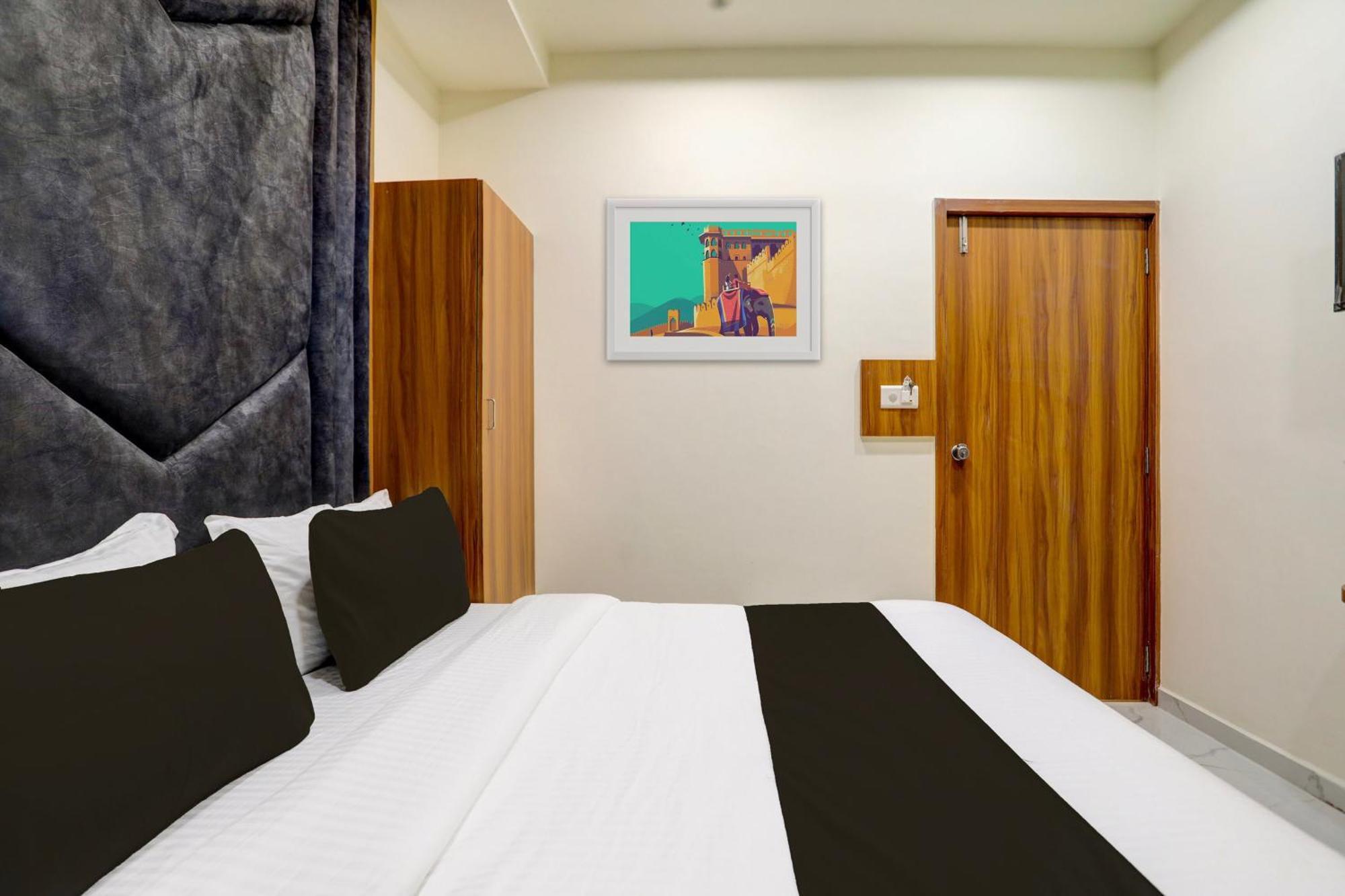 Hotel O Sun Light Ahmedabad Extérieur photo